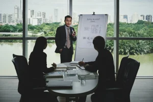 MANAJEMEN RUANG RAPAT GUNA TINGKATKAN HASIL KERJA TIM