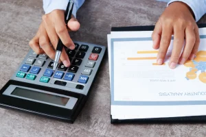 JAGA STABILITAS KEUANGAN LEWAT AKUNTANSI DERIVATIF