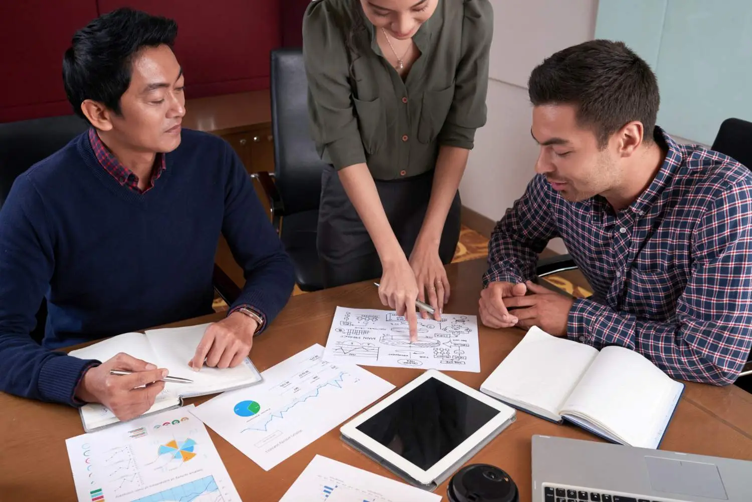 JAMIN TATA KELOLA MANAJEMEN SDM ANTI BERANTAKAN