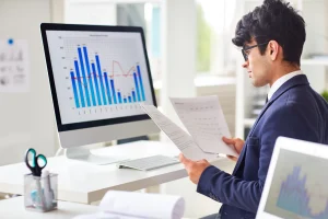 PENYUSUNAN LAPORAN KEUANGAN DAN TEKNIK ANALISIS DATA AKURAT