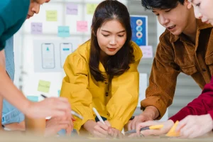KUNCI SUKSES DALAM MEMANDU GRUP RAIH HASIL KOLEKTIF